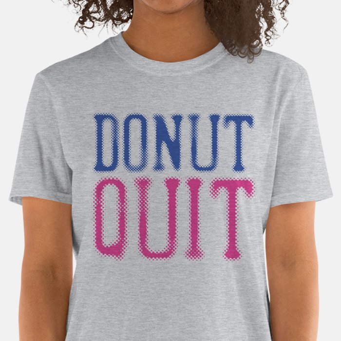 تي شيرت للجنسين مطبوع عليه عبارة "Blurred Donut Quit"